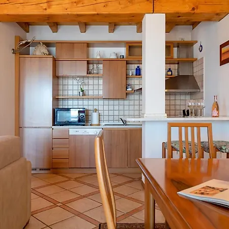 Apartment Garda Sole 2 *